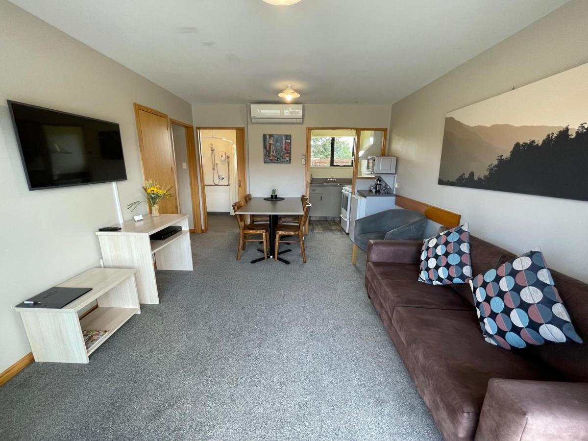 Sierra Motel And Apartments 4*
