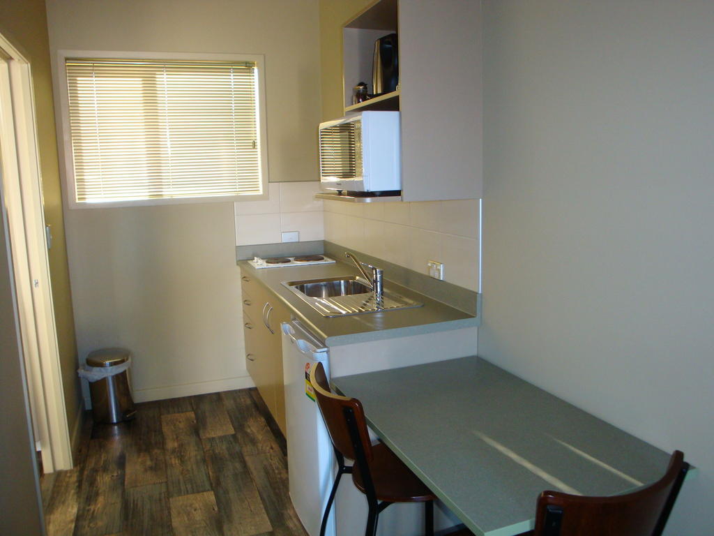 Motel Sierra Motel And Apartments 4*